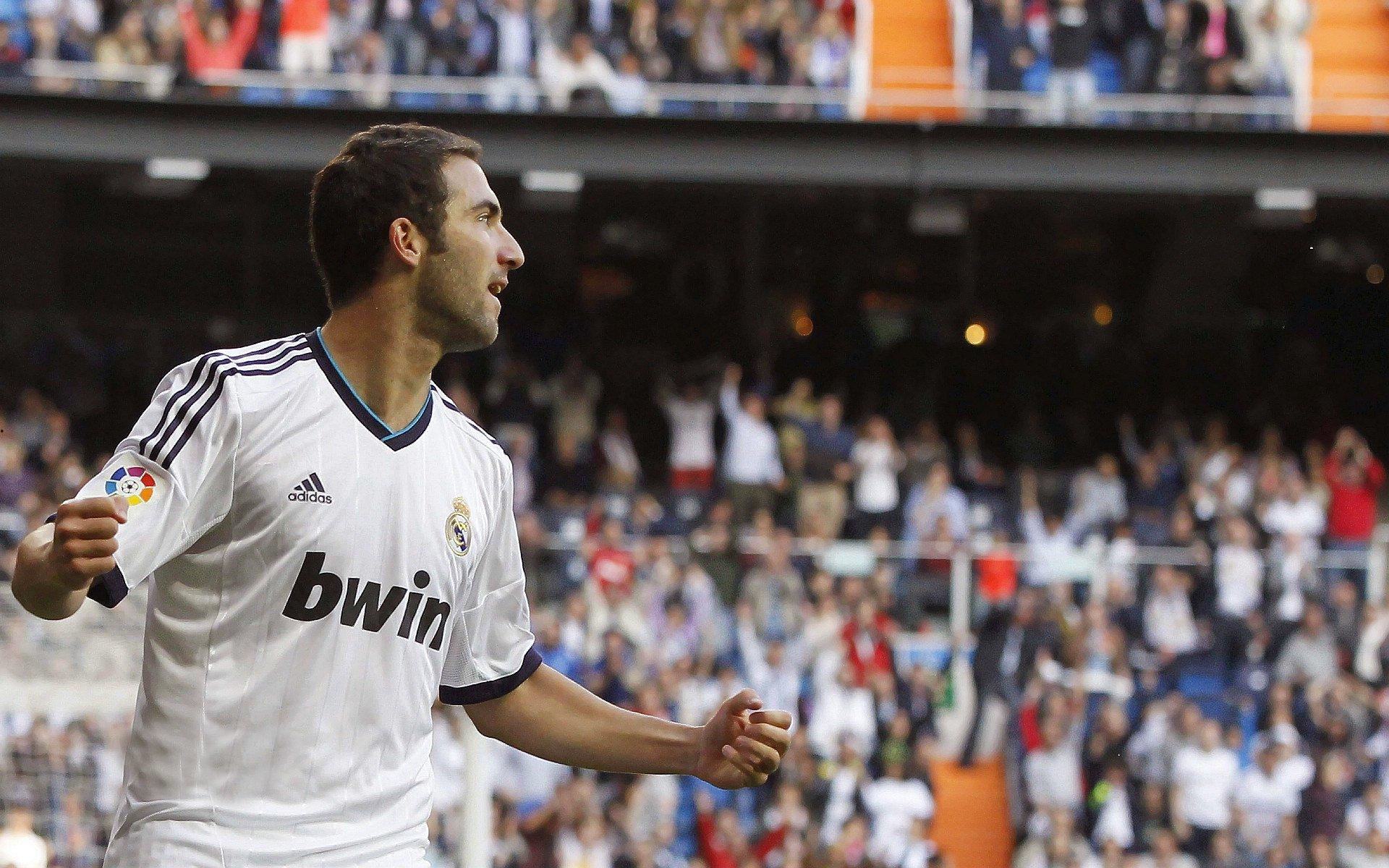 帕尔梅拉斯主席喊话热苏斯，桑巴游子终将归乡，绿茵传奇期待重逢